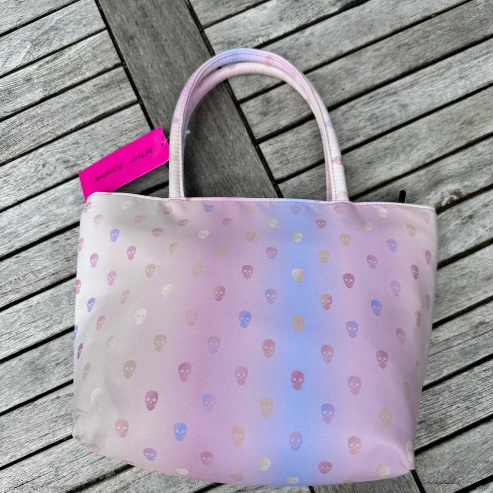 Betsey Johnson Rose Skull Insulated Lunch Tote Satchel Pink Ombre TBJ-0464 NEW
